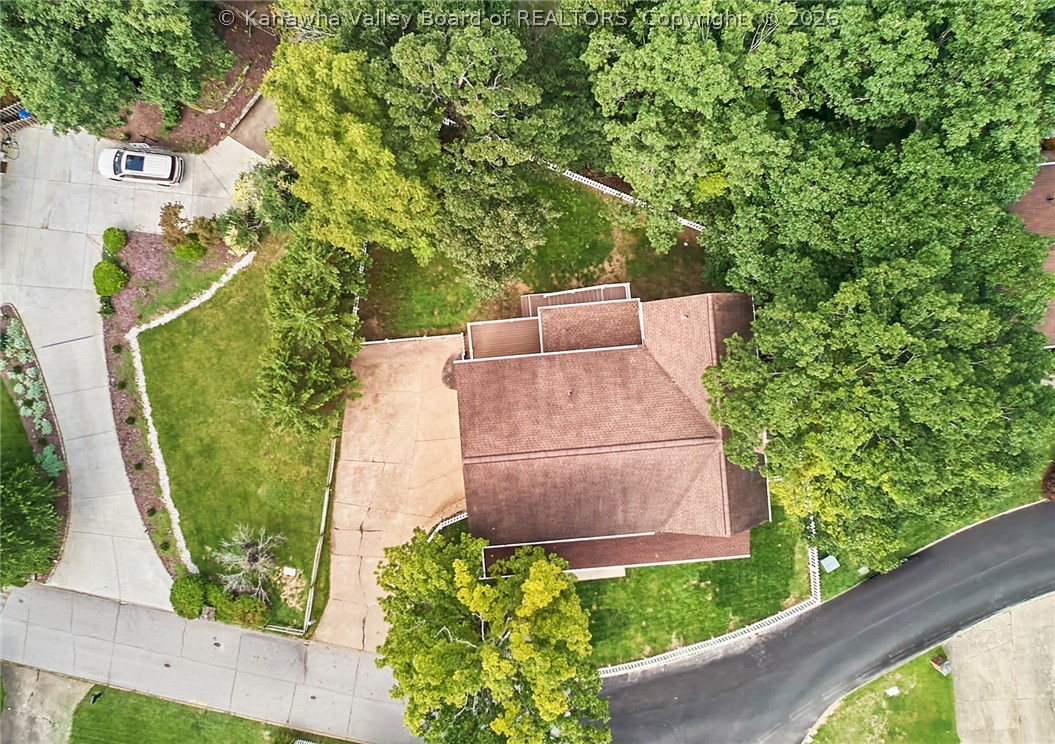 11 Carriage Road