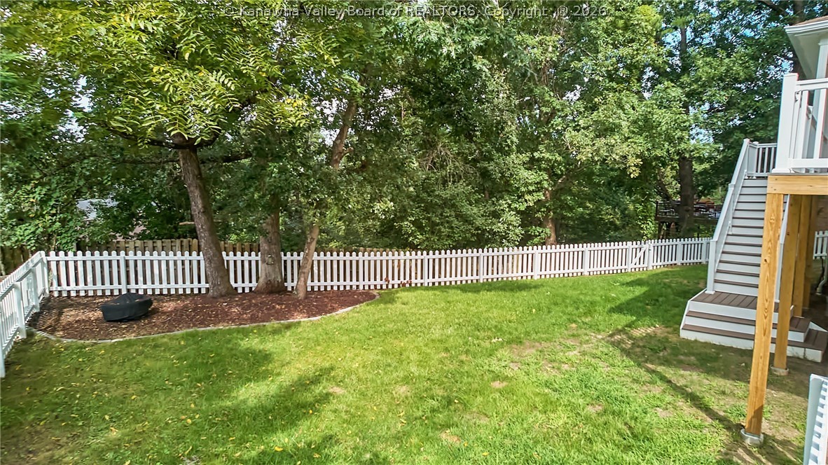 11 Carriage Road