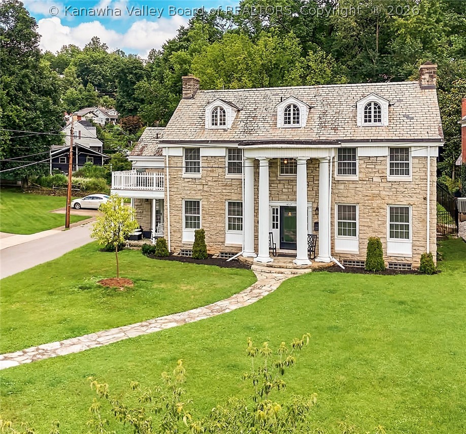 1017 Edgewood Drive