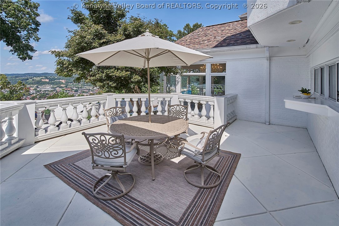 2 Quarry Ridge Road