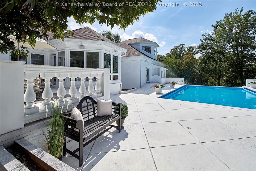 2 Quarry Ridge Road