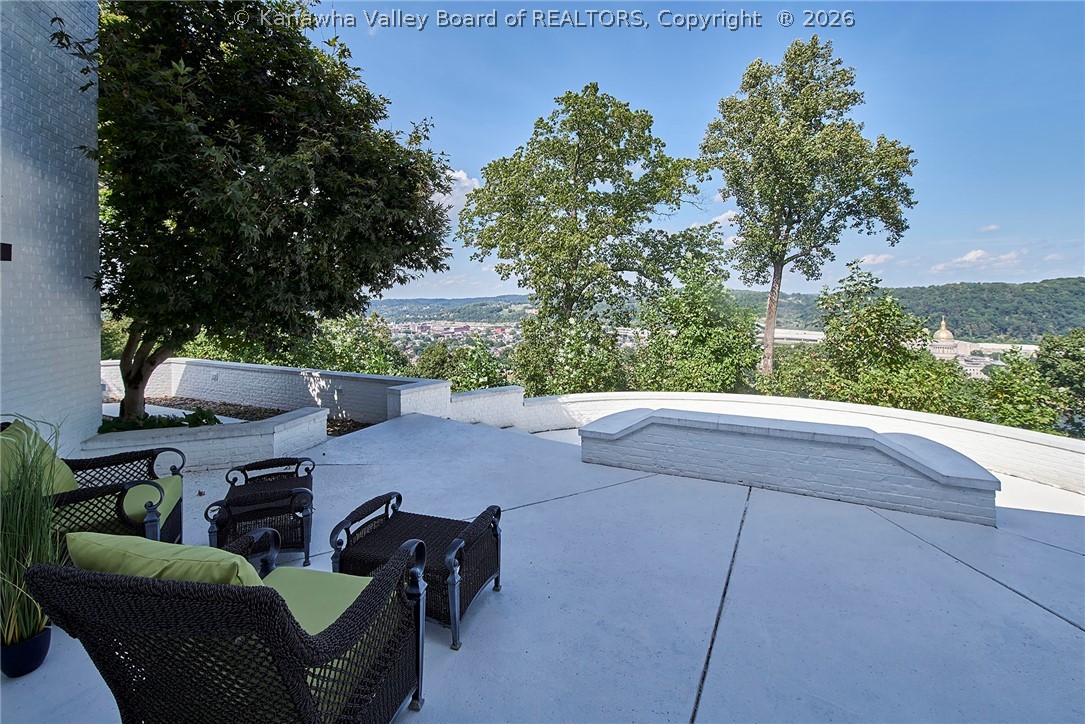 2 Quarry Ridge Road