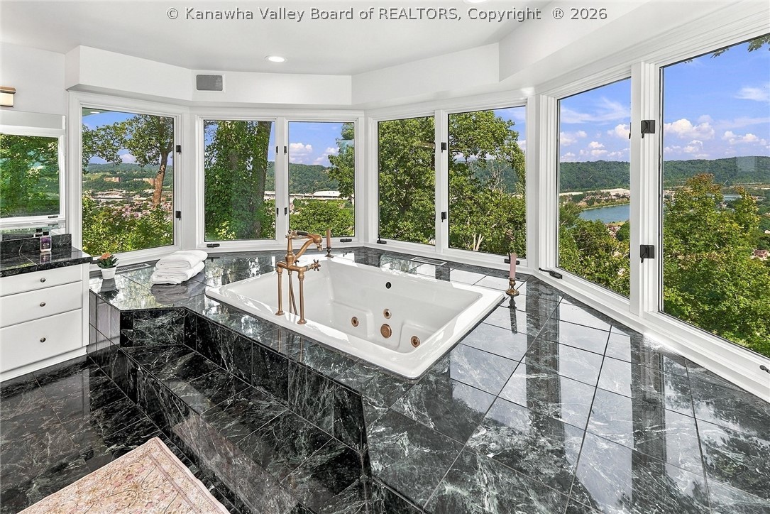 2 Quarry Ridge Road
