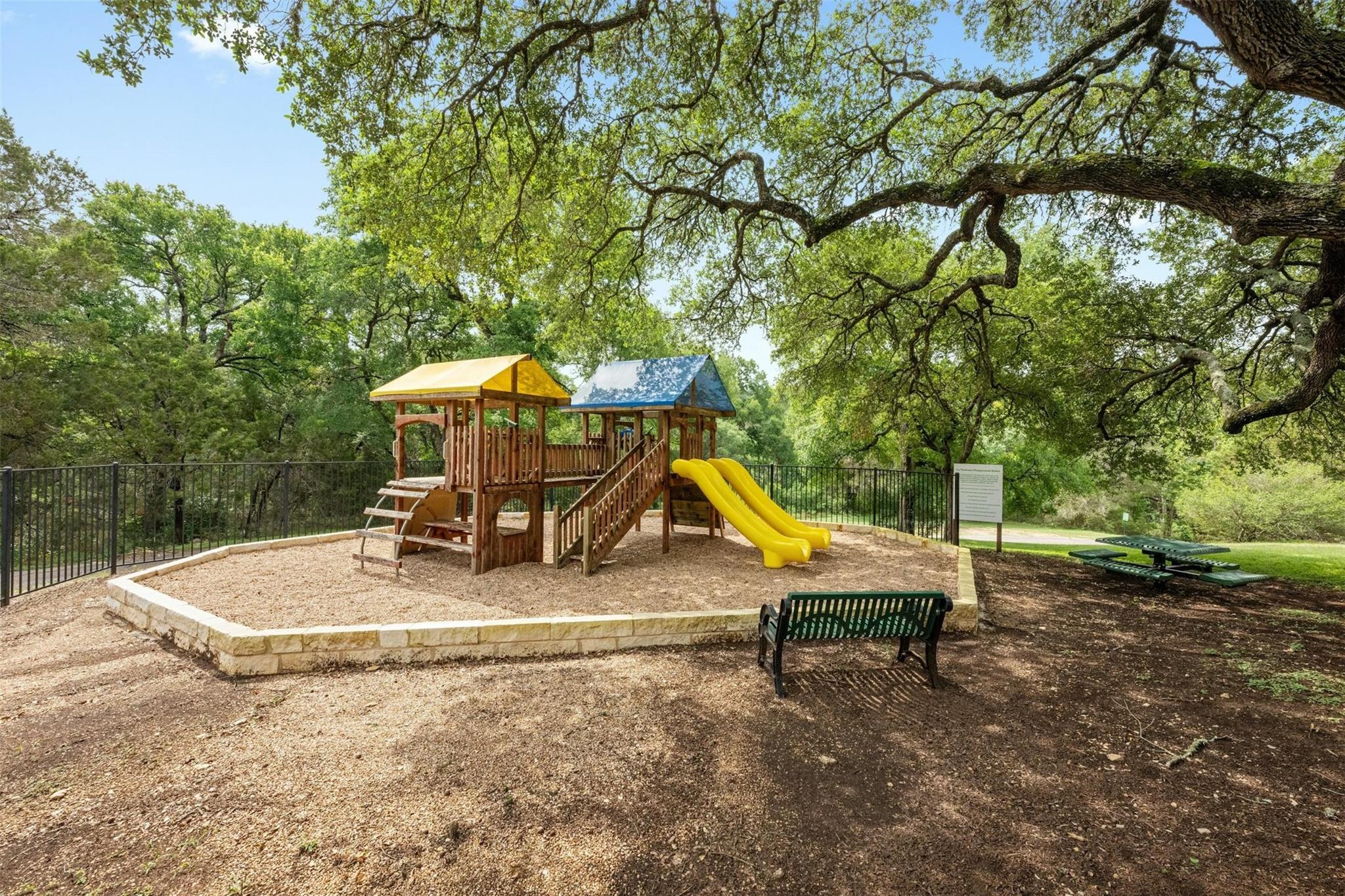 1005 Covered Bridge DR