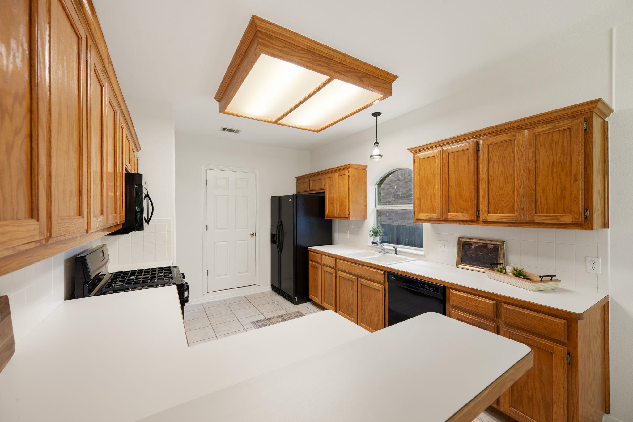 1005 Briargate DR