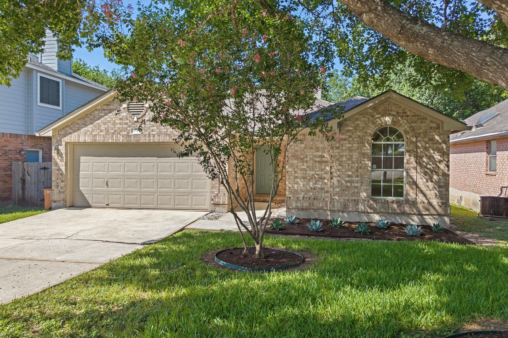 1005 Briargate DR