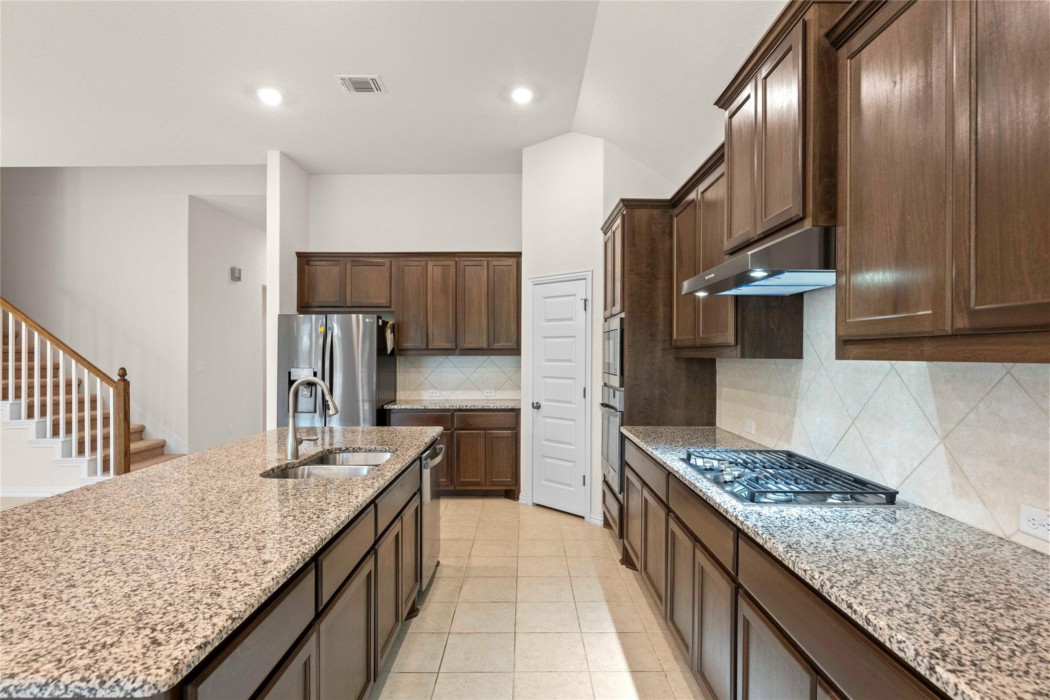 182 Palmillas DR