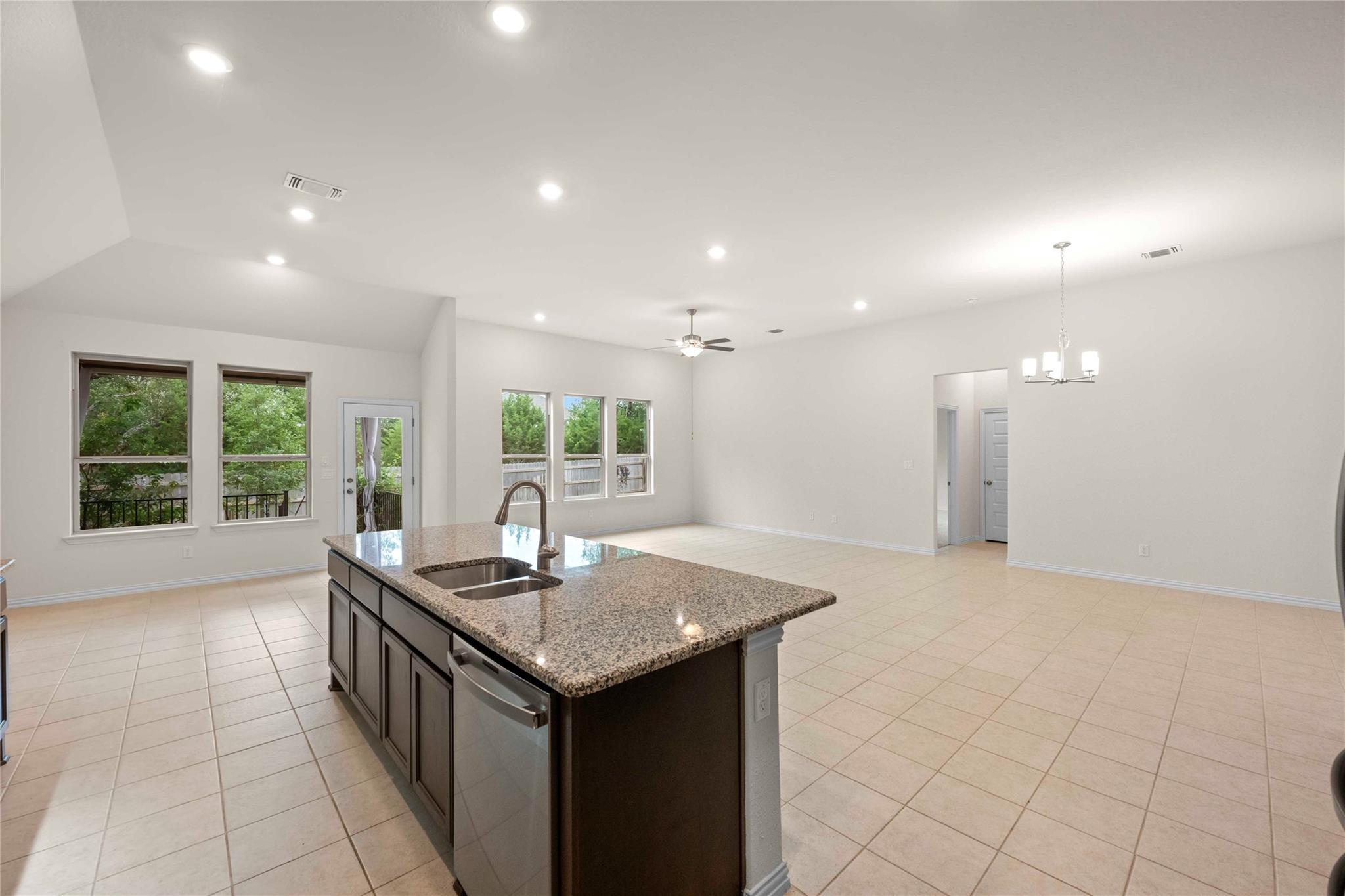 182 Palmillas DR