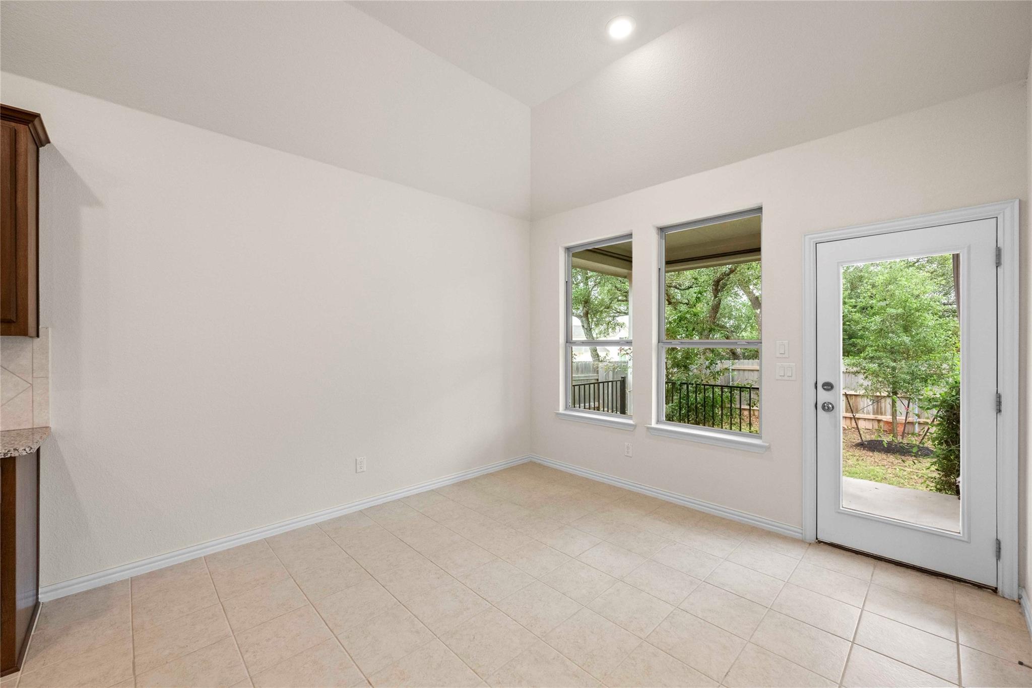 182 Palmillas DR