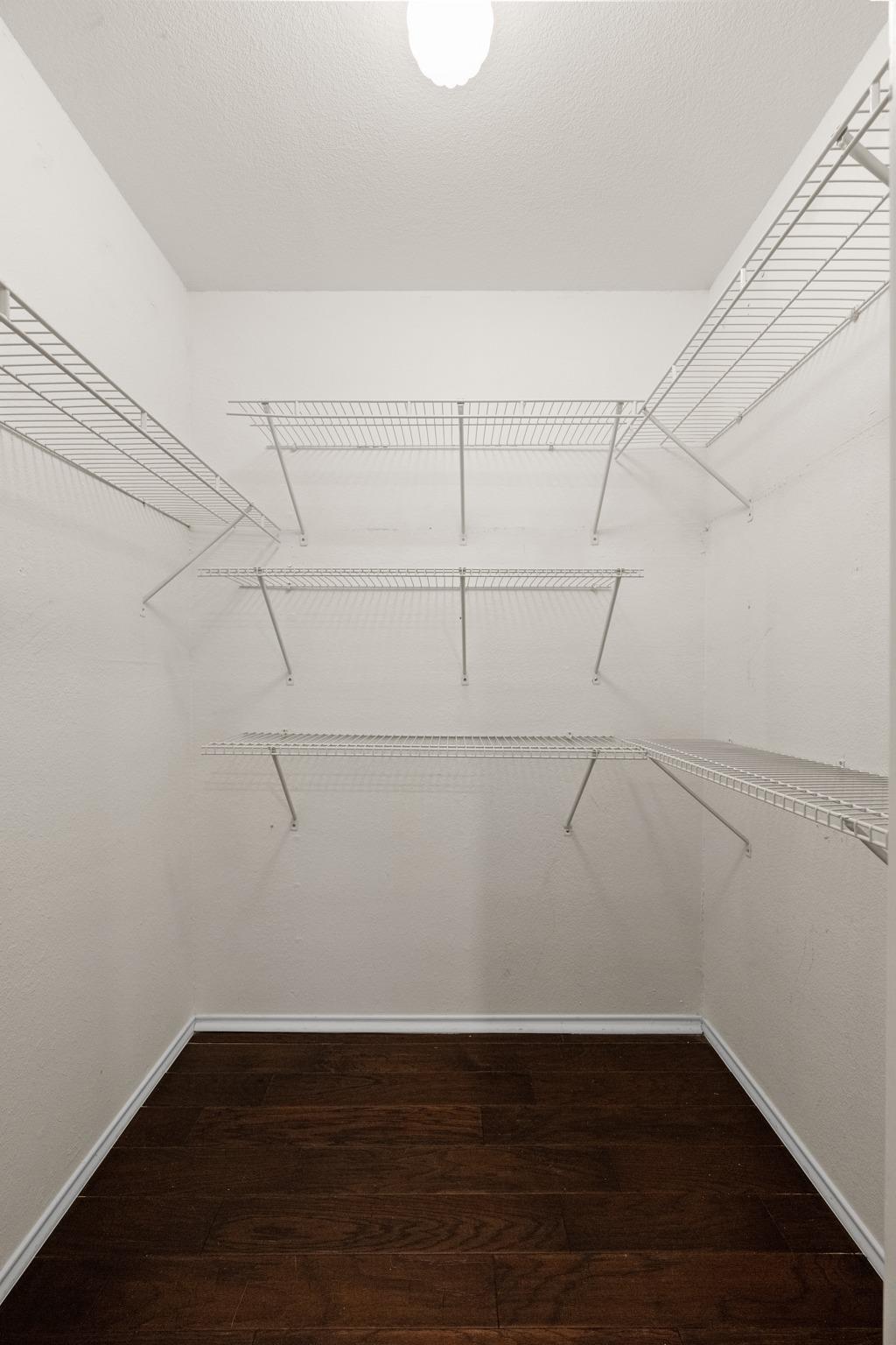 1500 Woodlawn BLVD # 202