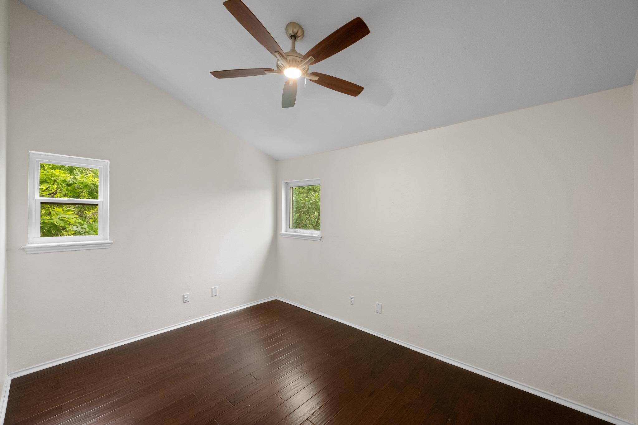 1500 Woodlawn BLVD # 202