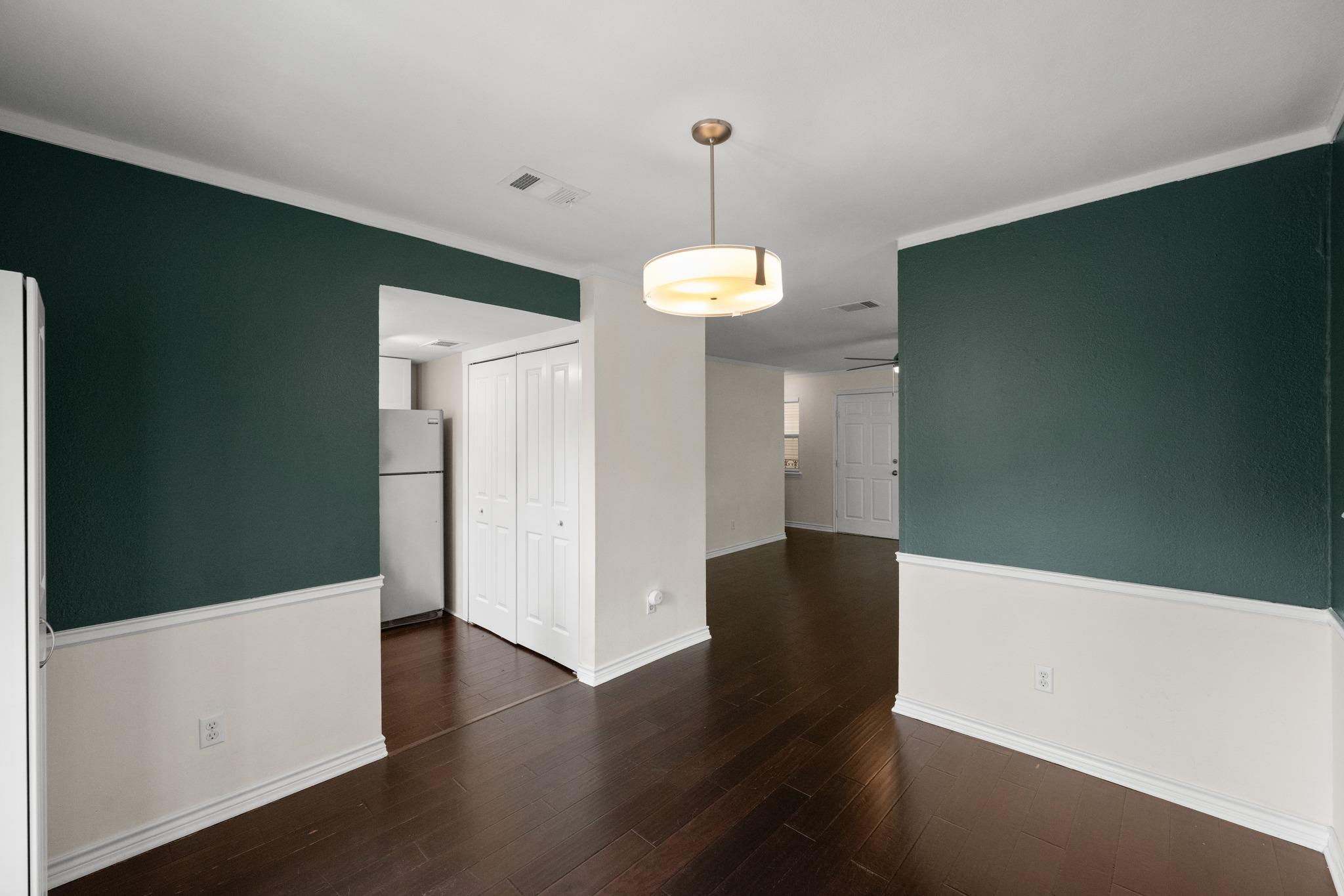 1500 Woodlawn BLVD # 202