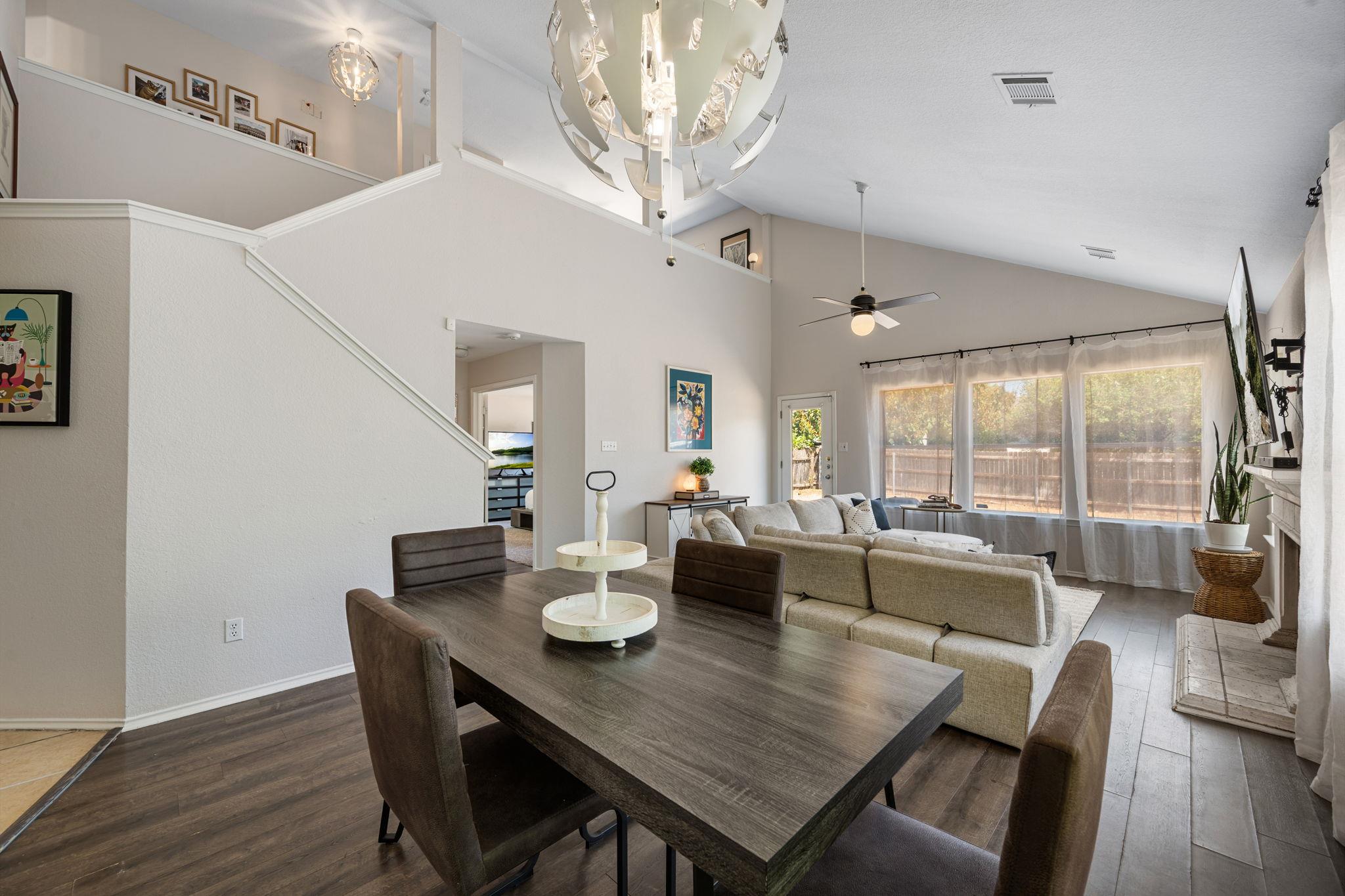 1606 Academy PL