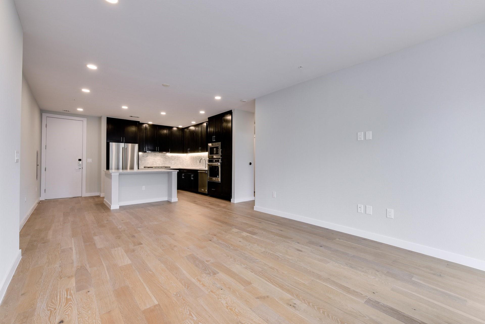 900 S 1st ST # 307