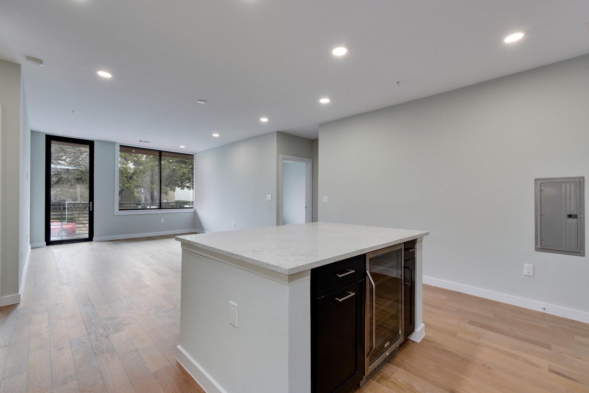 900 S 1st ST # 307