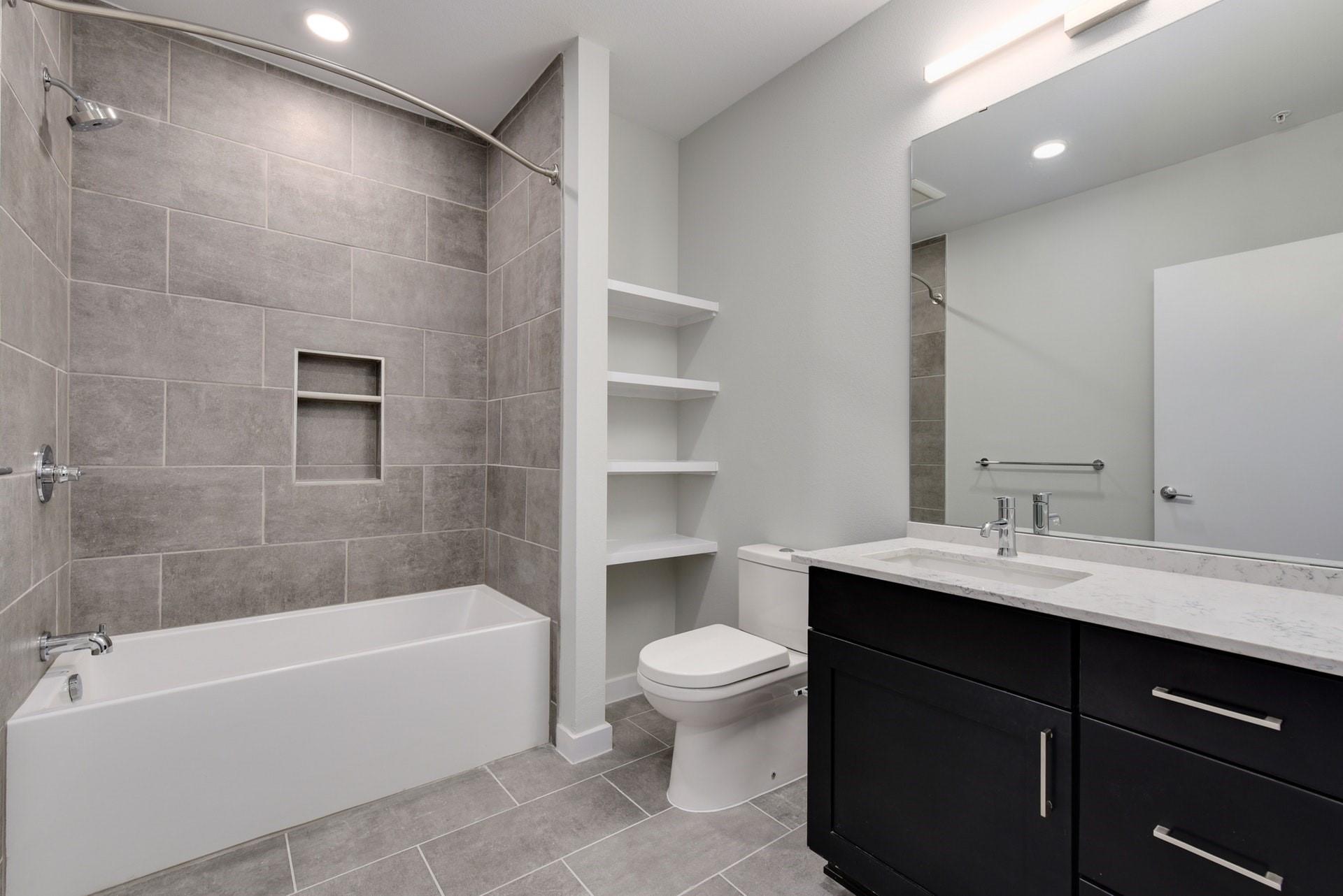 900 S 1st ST # 307