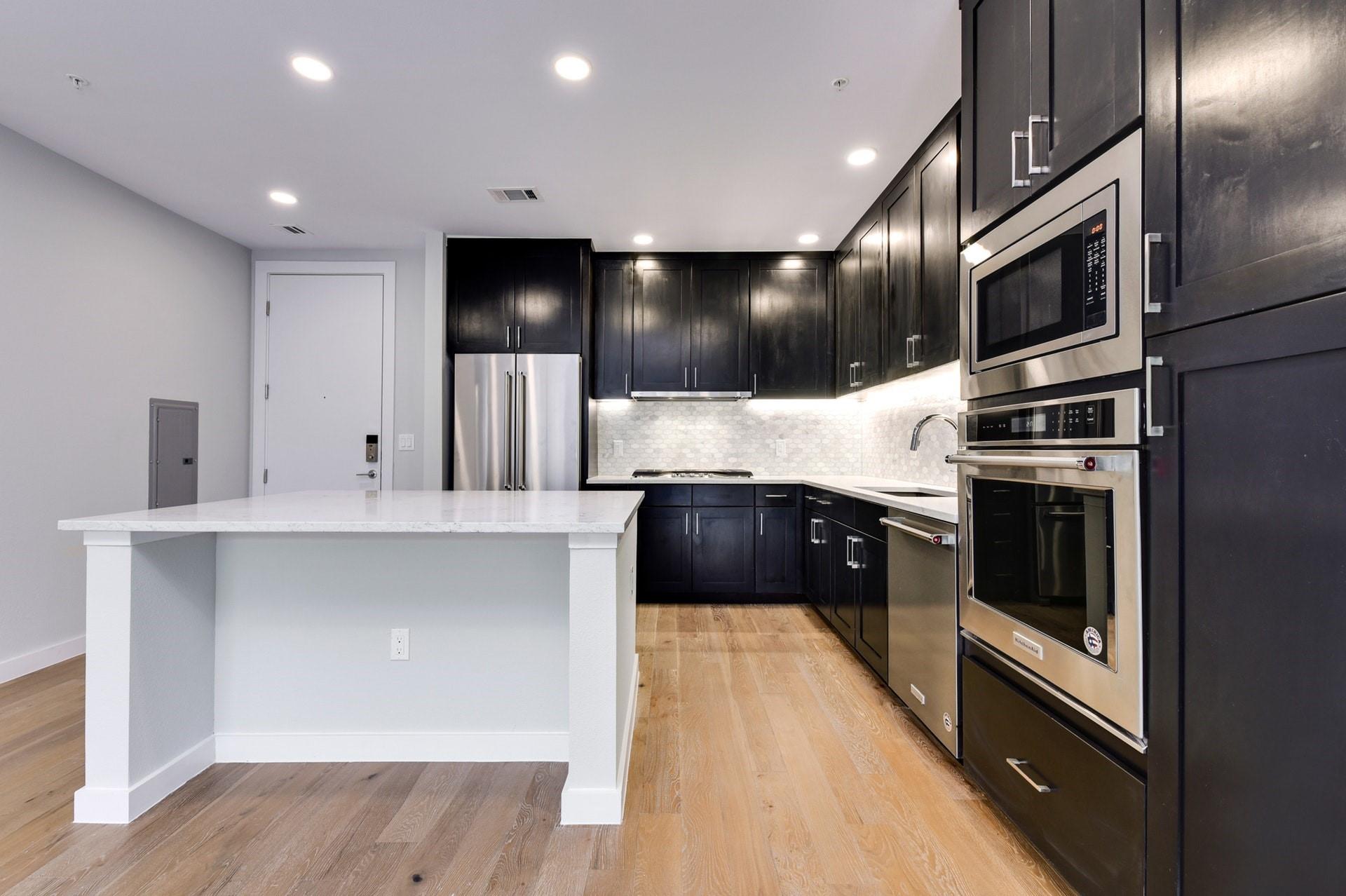900 S 1st ST # 307