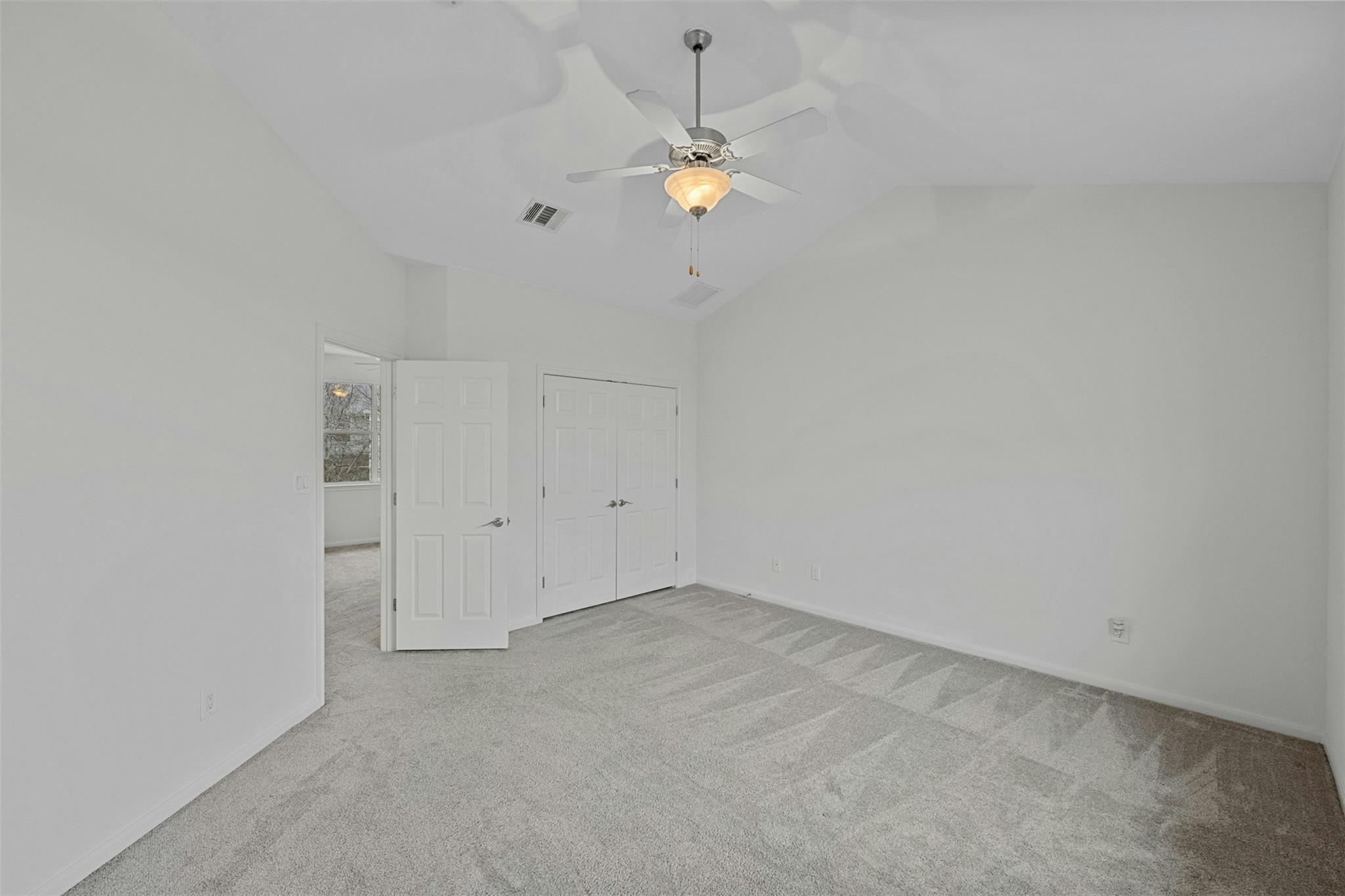 512 Eberhart LN # 2003