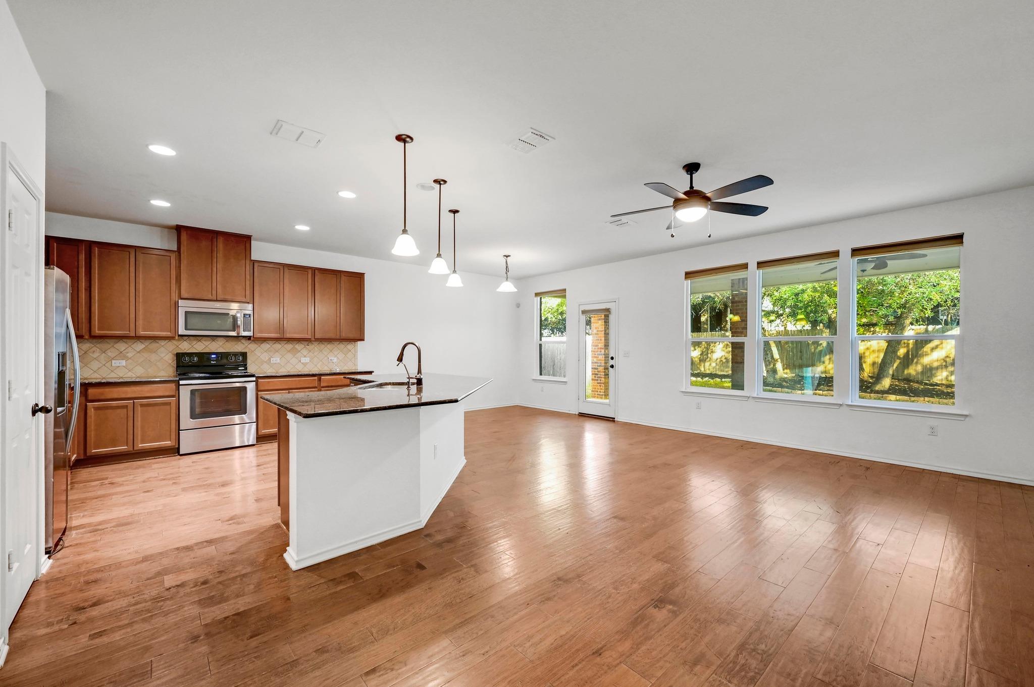 322 White Willow DR