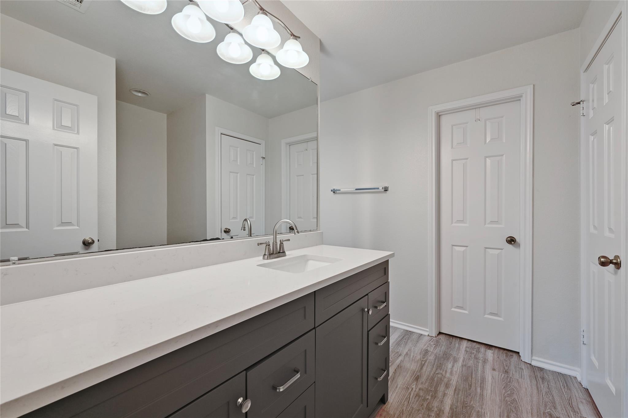2217 Riker Ridge TRL