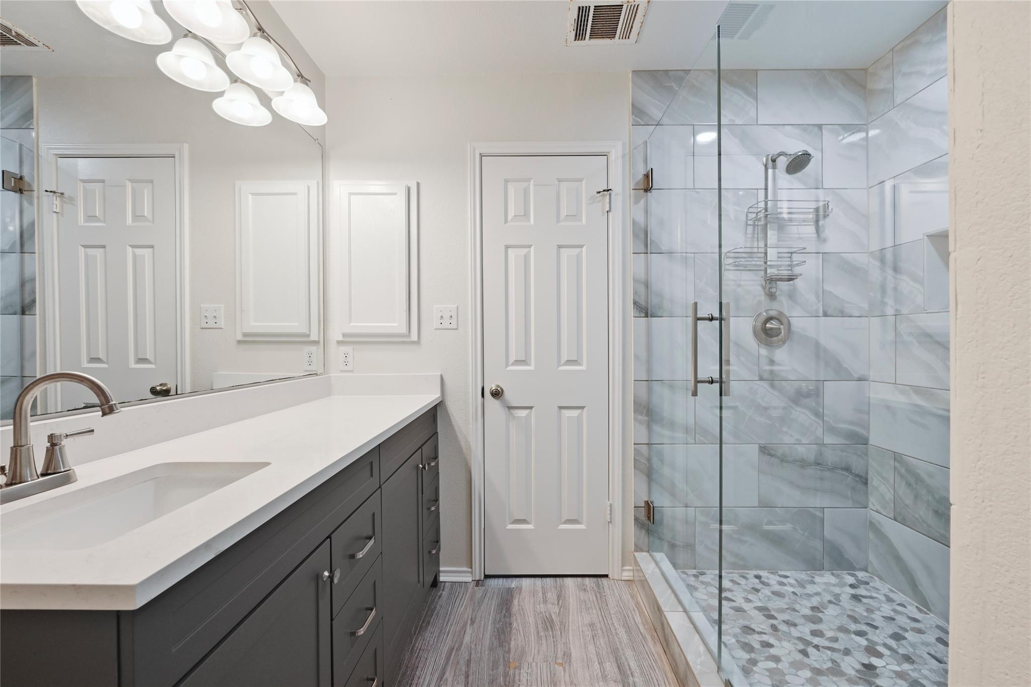 2217 Riker Ridge TRL