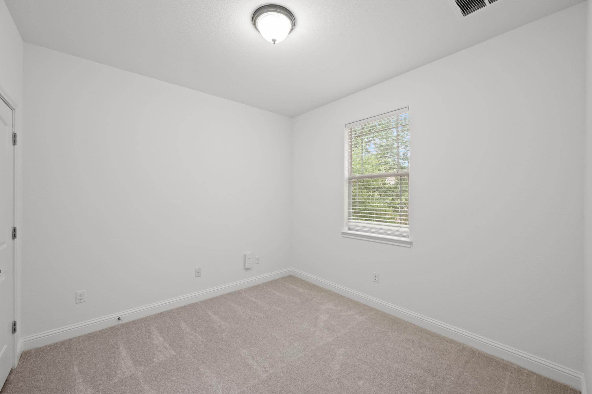 2501 Amur DR