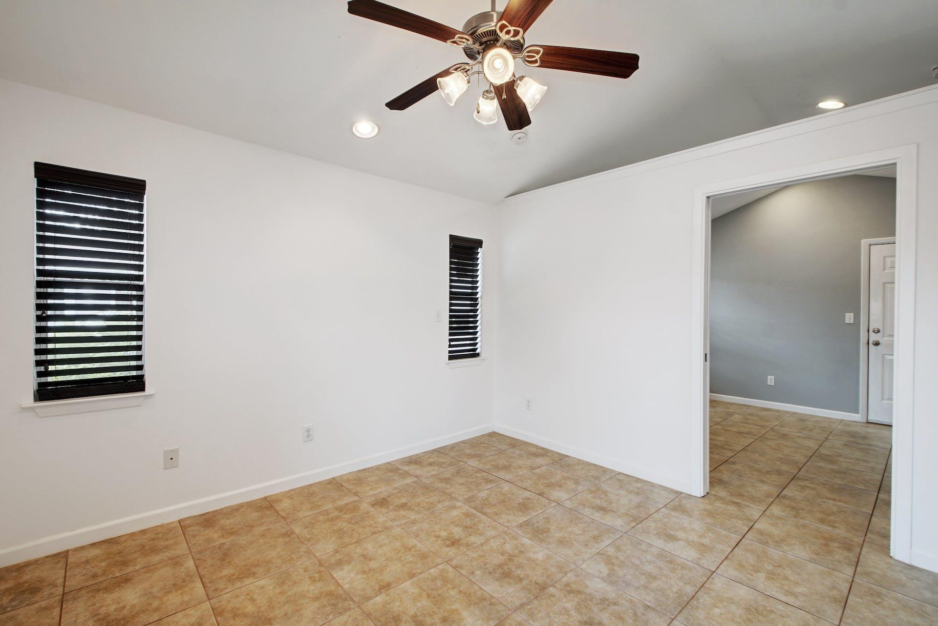 1118 Northwestern Ave # D