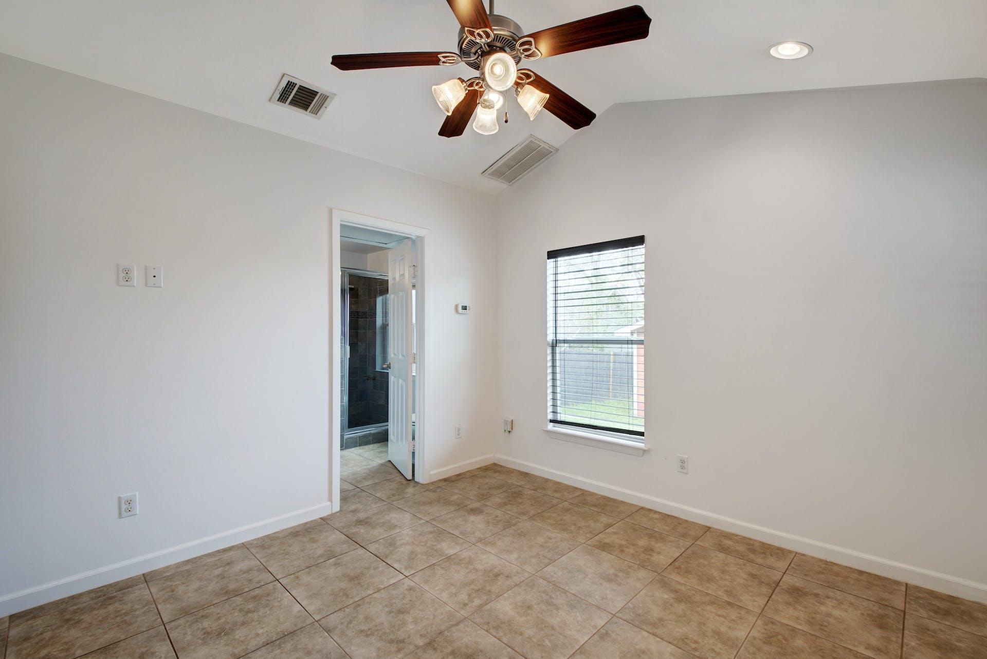 1118 Northwestern Ave # D