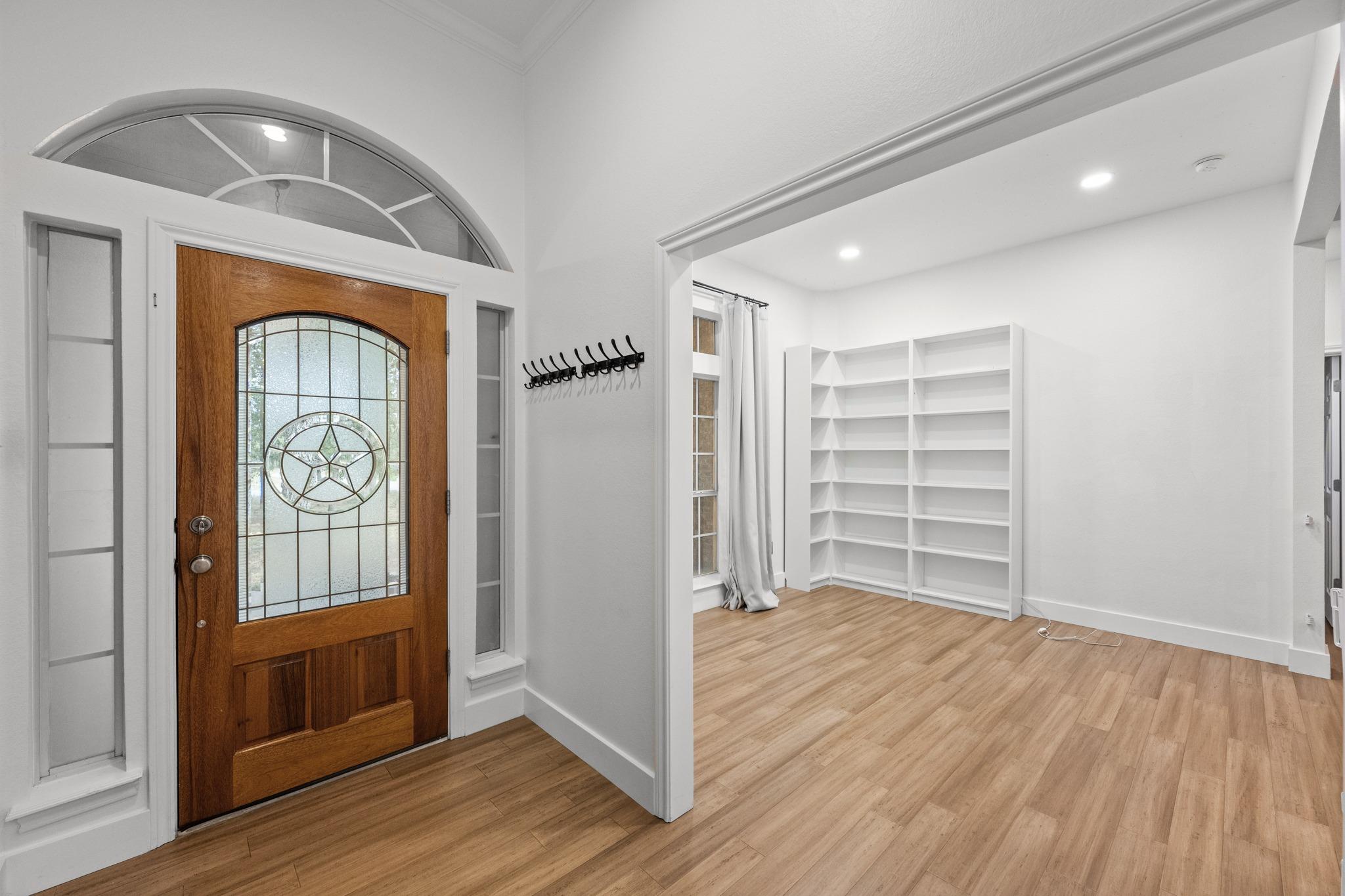 182 Elm Wood DR