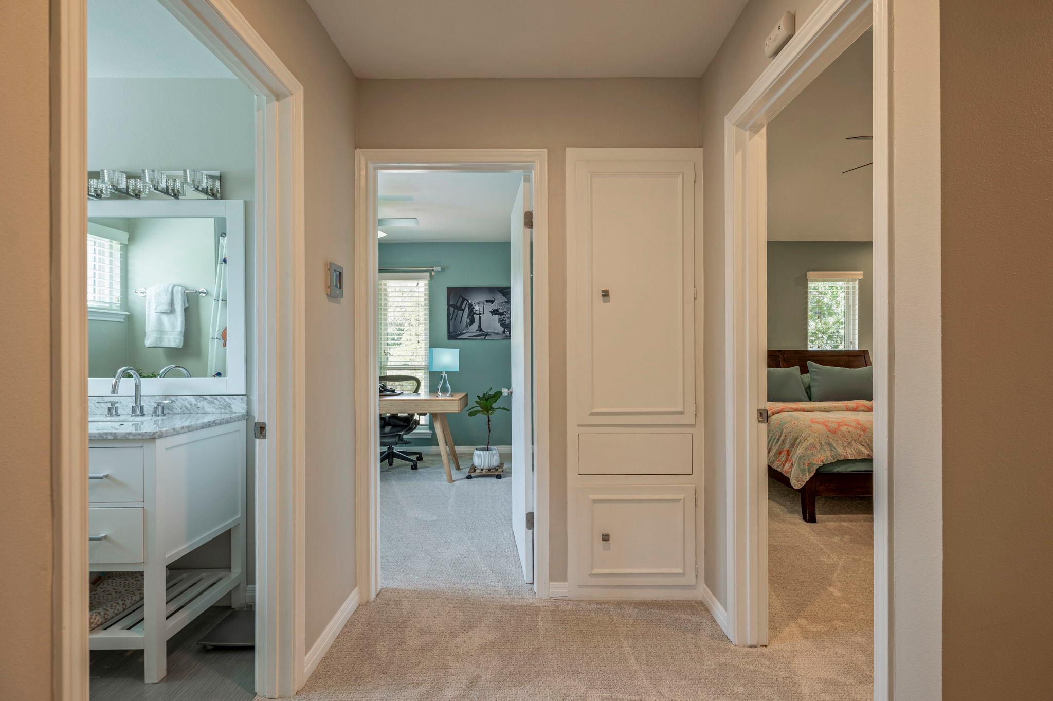 2409 Lancaster DR