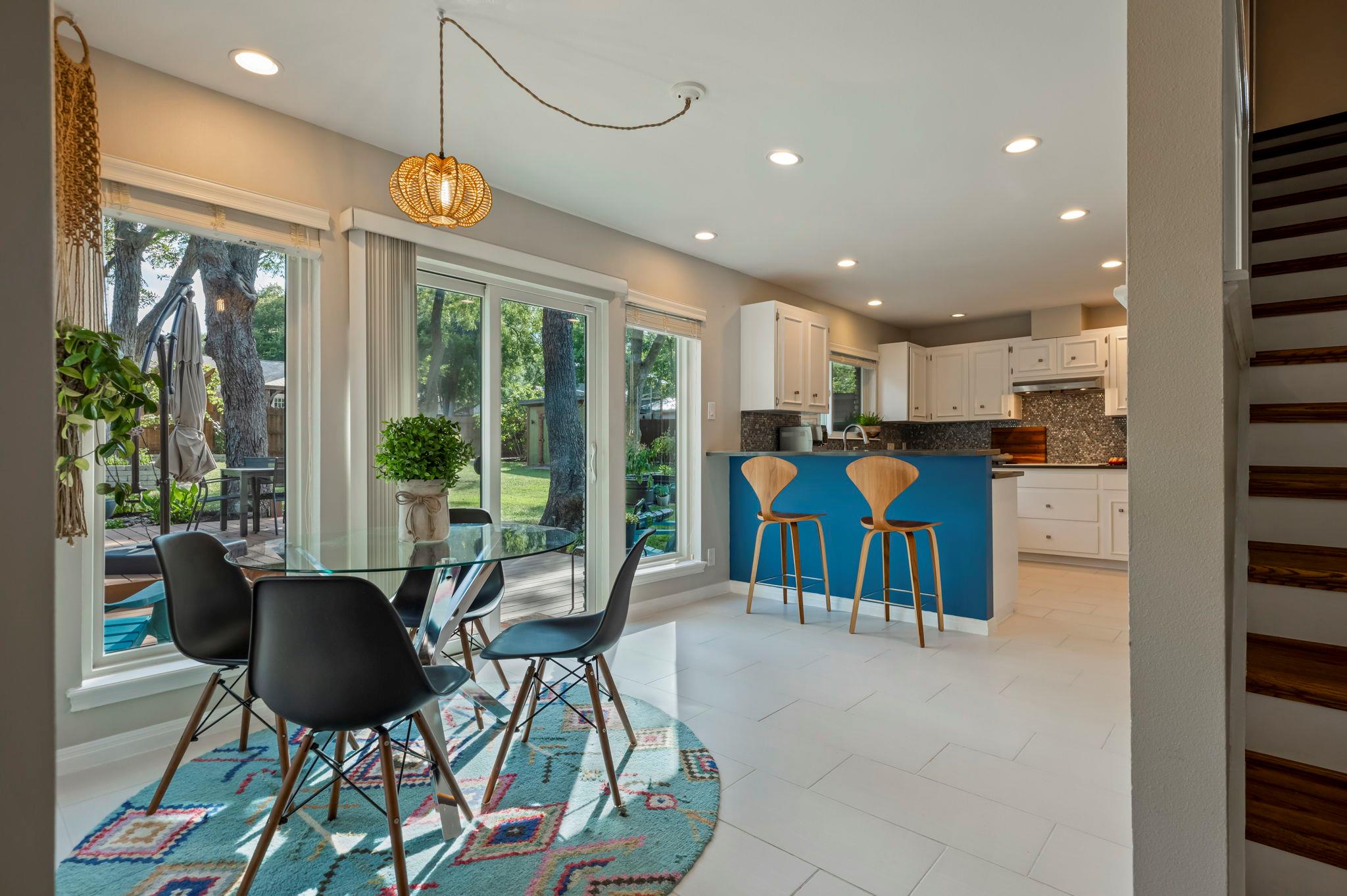 2409 Lancaster DR
