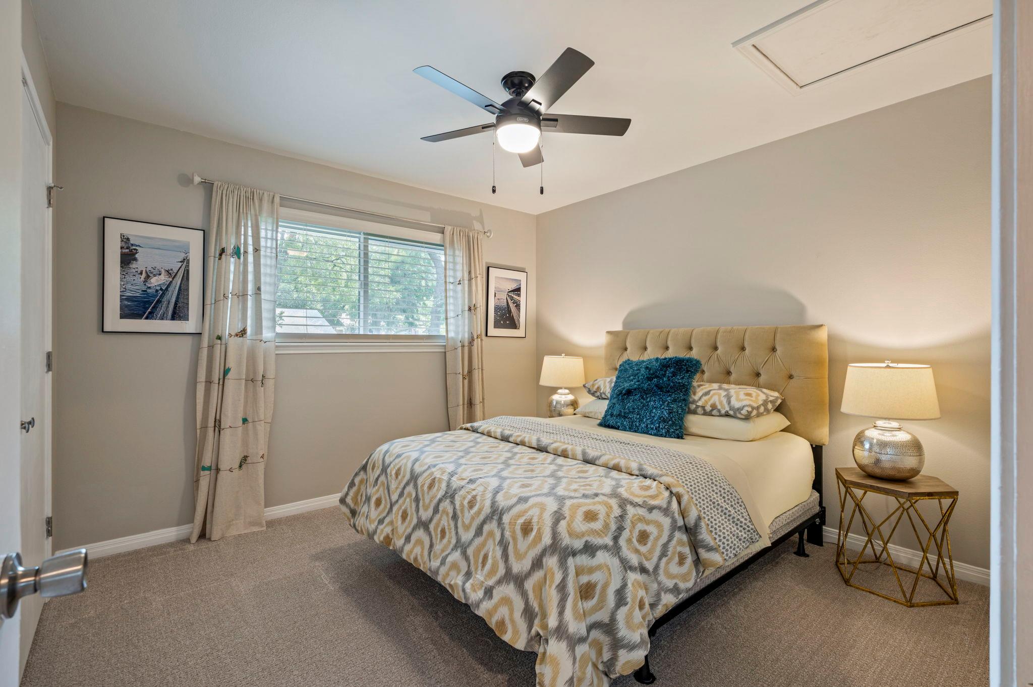 2409 Lancaster DR