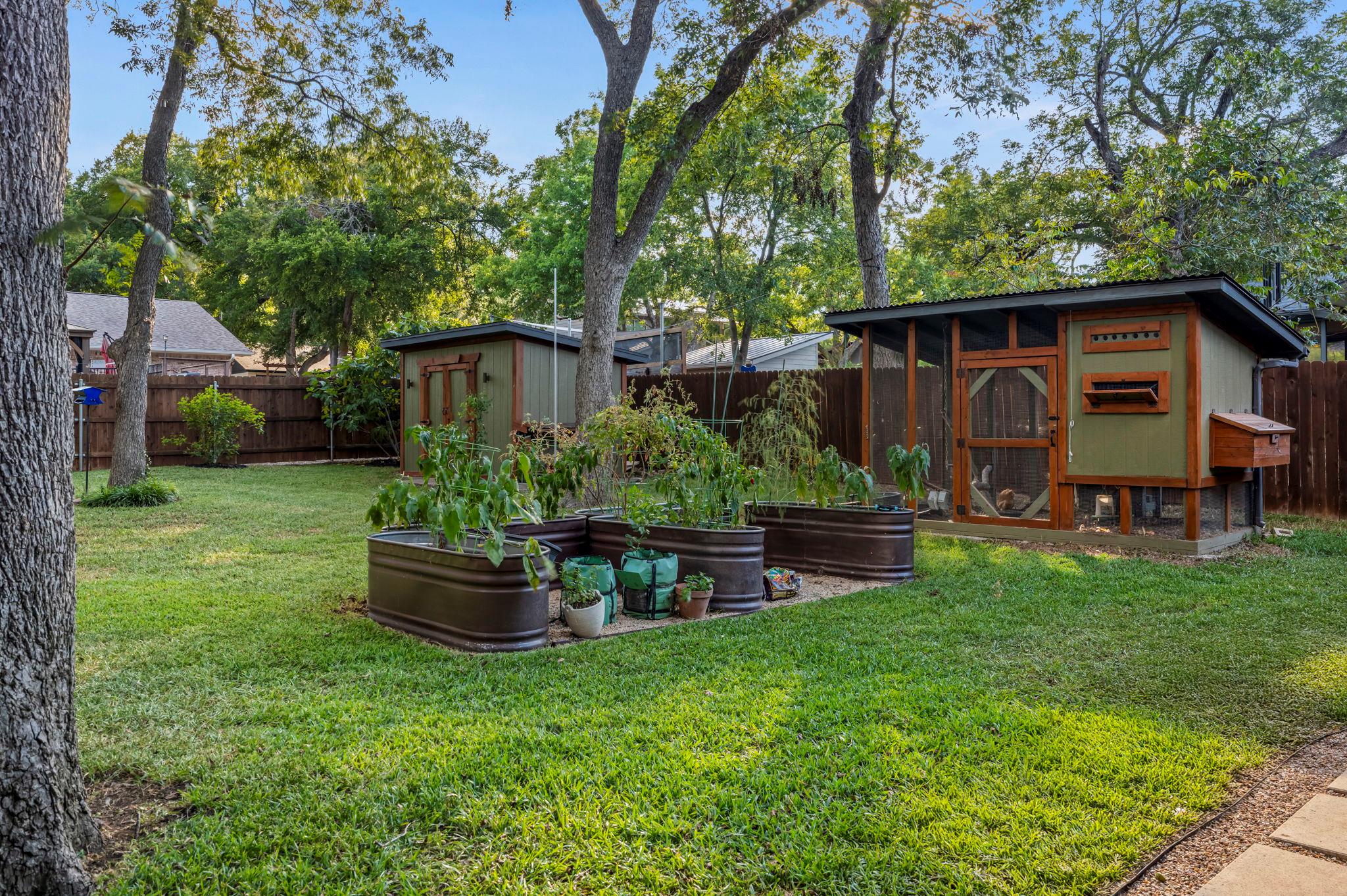 2409 Lancaster DR