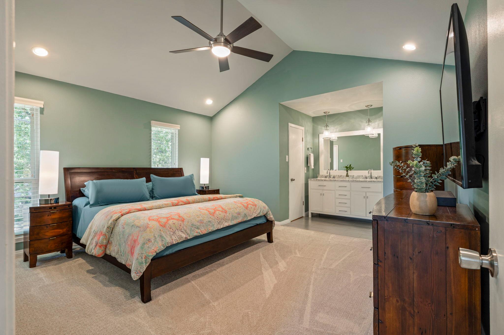 2409 Lancaster DR