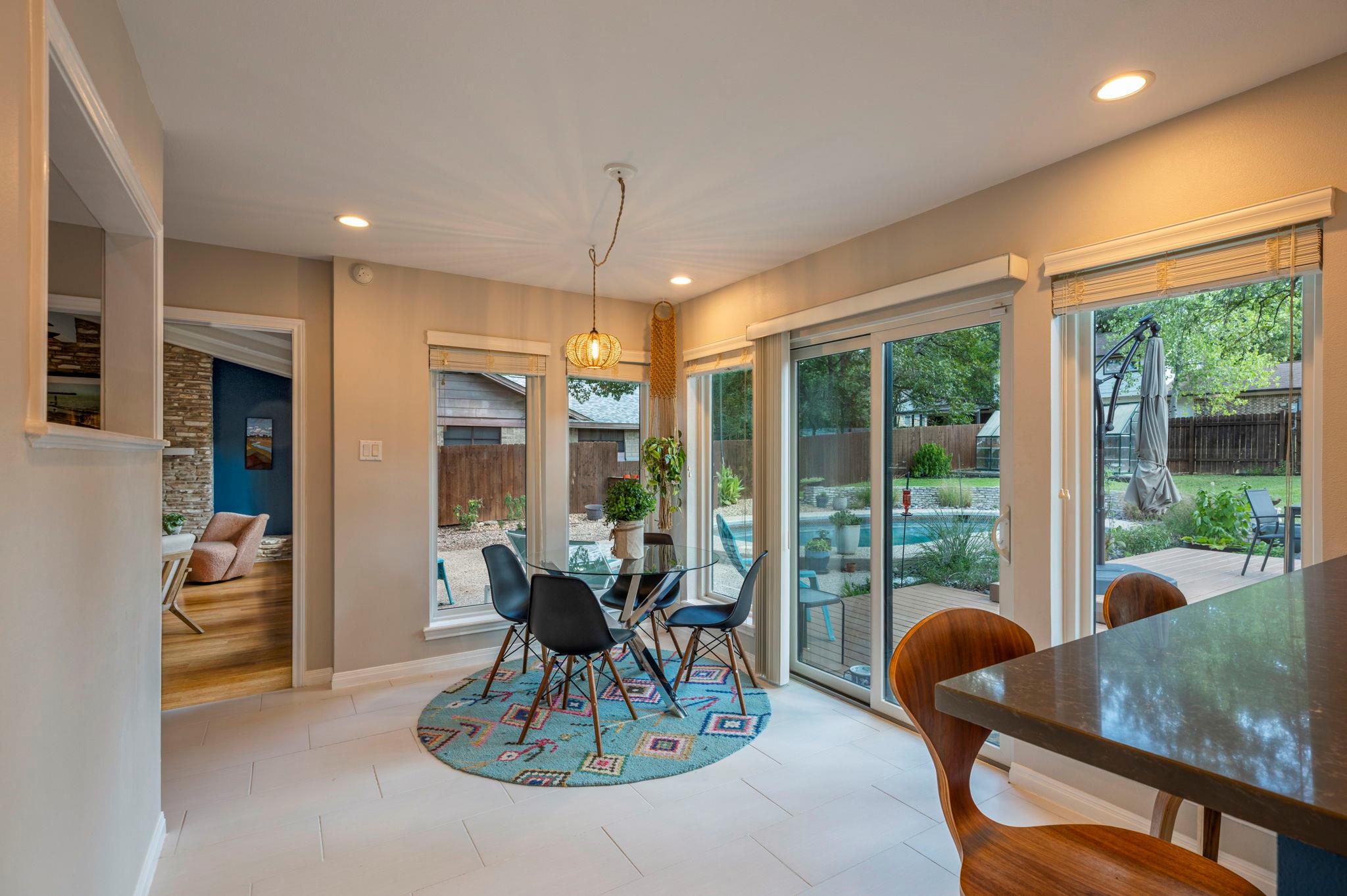2409 Lancaster DR