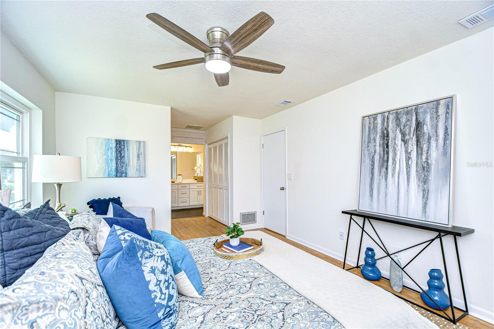 3046 LAKE PADGETT DR