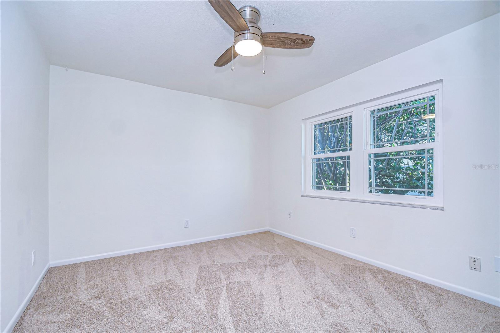 3046 LAKE PADGETT DR