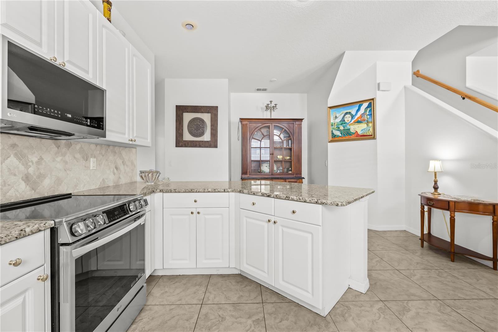 2652 TOTTENHAM DR