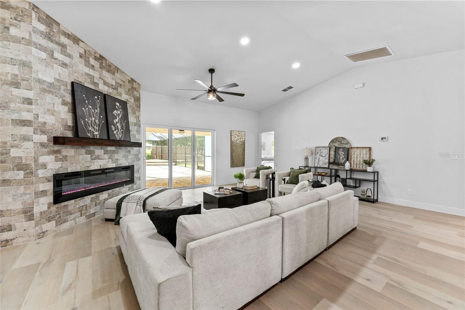 10204 TRANQUIL LN