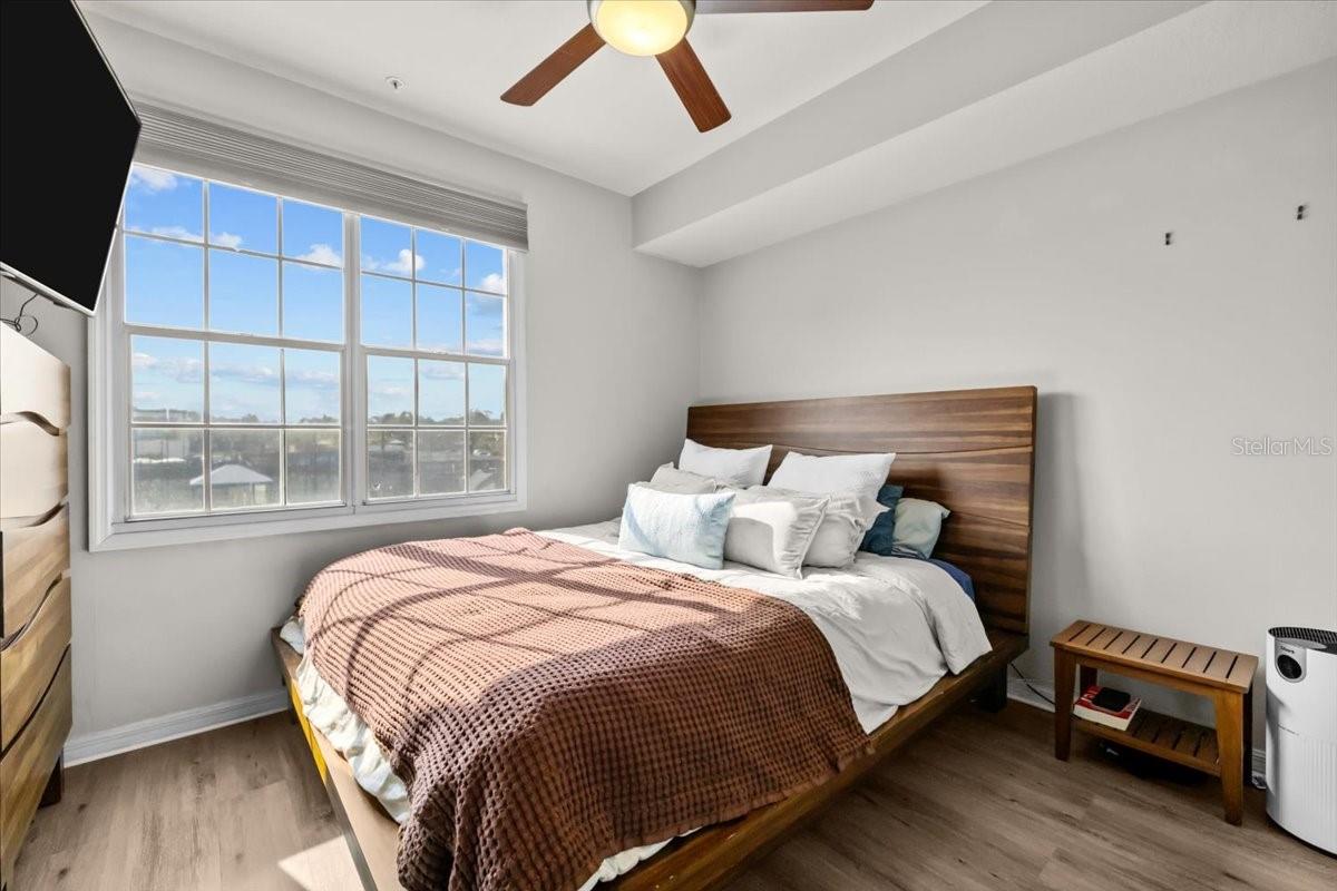 501 KNIGHTS RUN AVE #2109