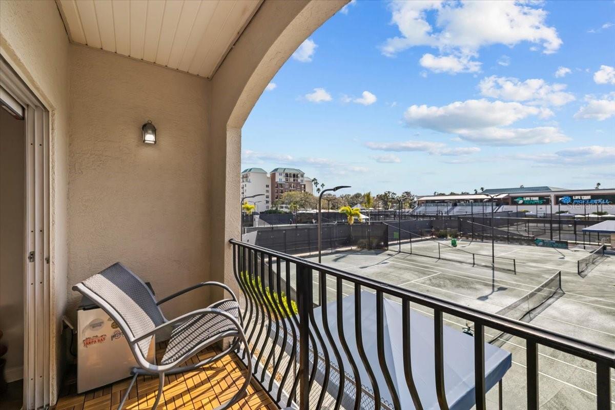 501 KNIGHTS RUN AVE #2109