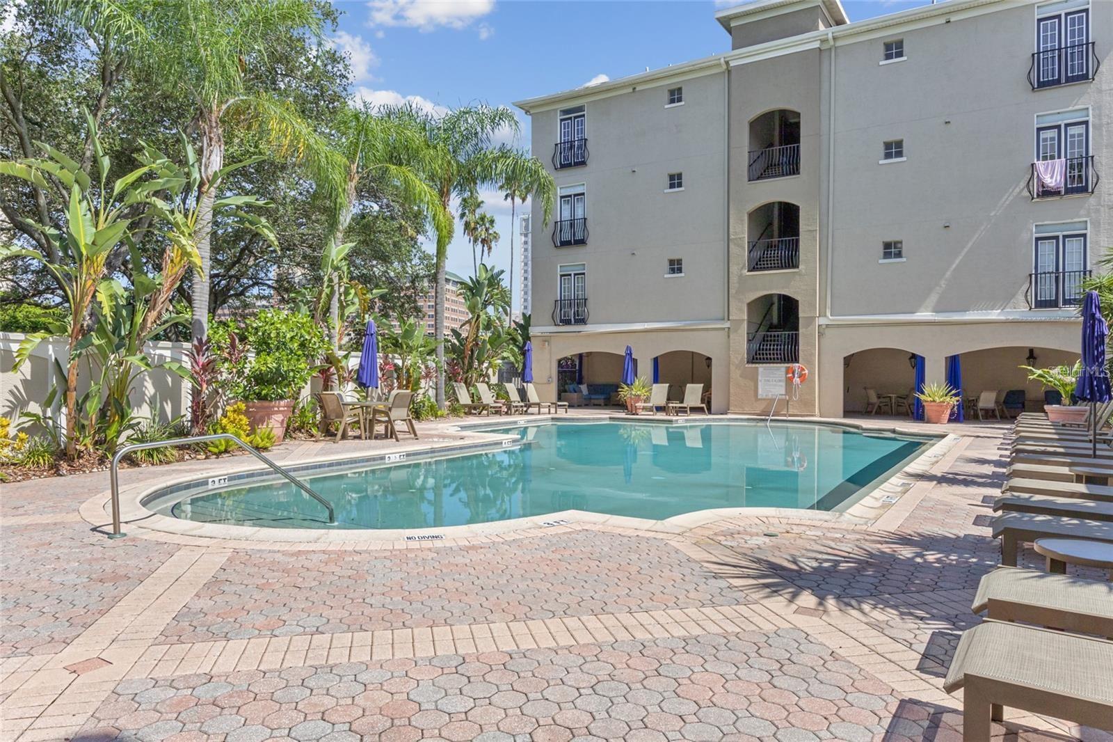 501 KNIGHTS RUN AVE #2109