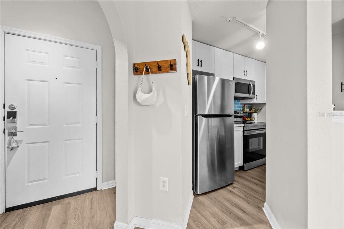 501 KNIGHTS RUN AVE #2109