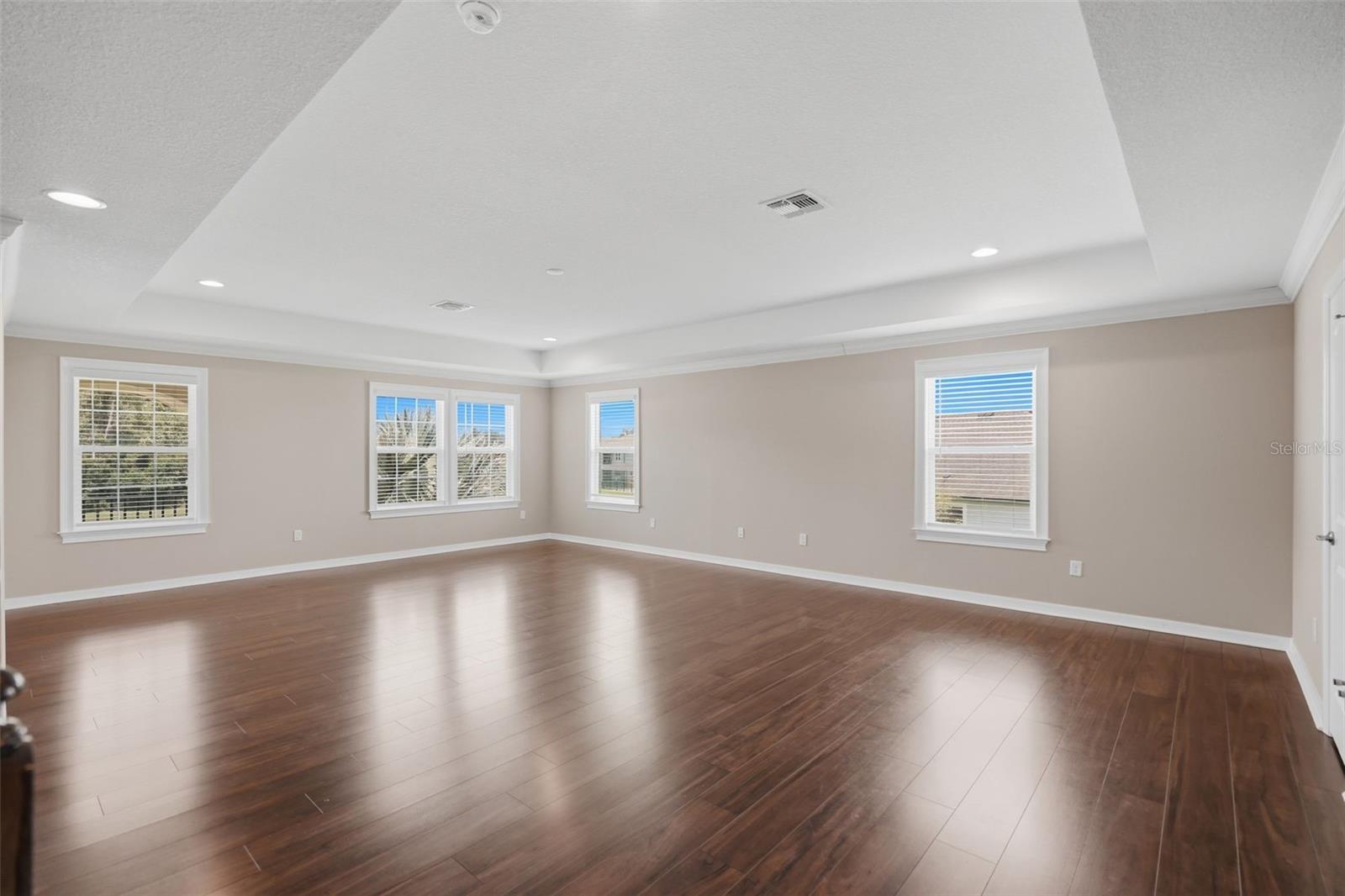 9307 PARISIAN CT