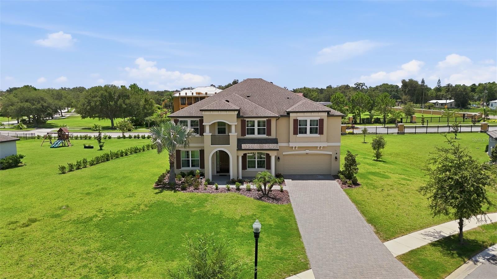 9307 PARISIAN CT