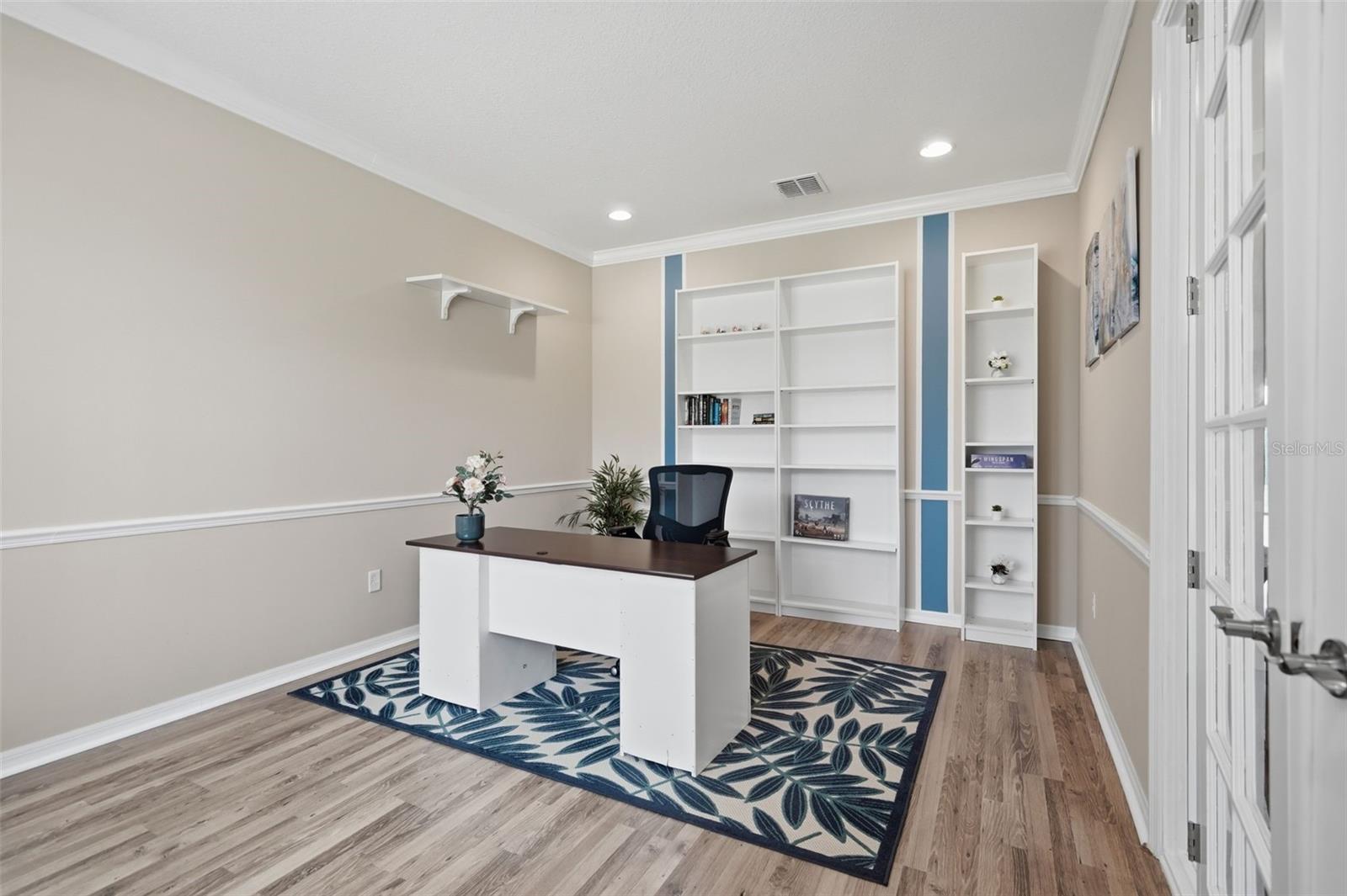 9307 PARISIAN CT