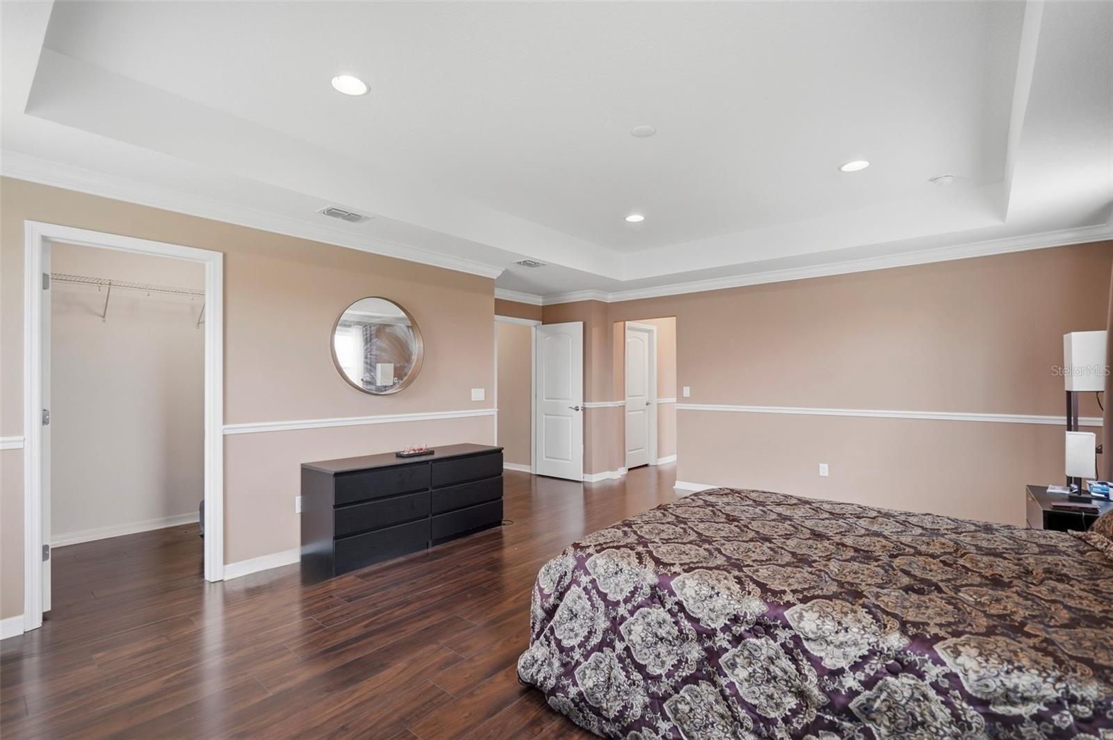 9307 PARISIAN CT