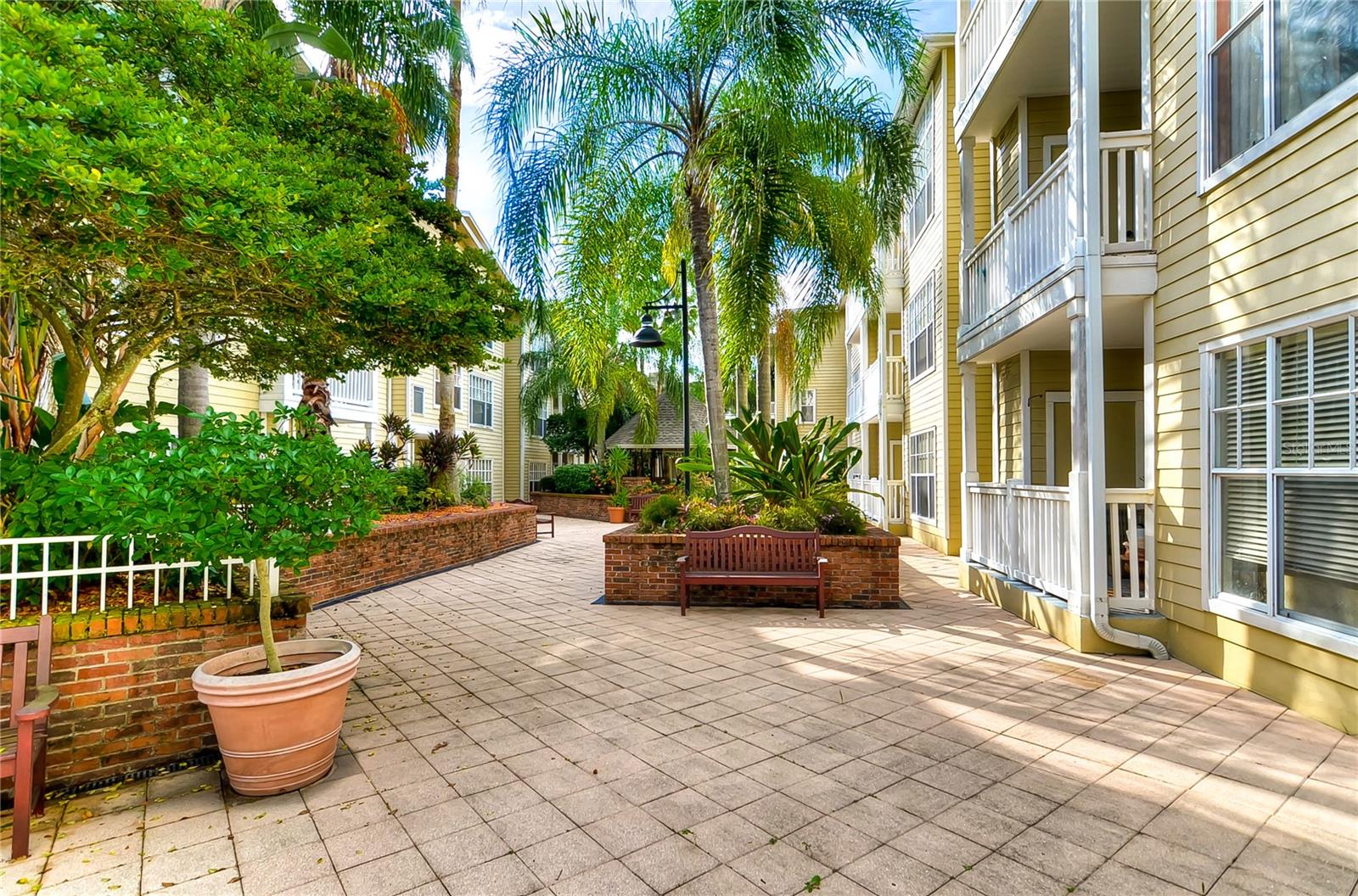 800 S DAKOTA AVE #121