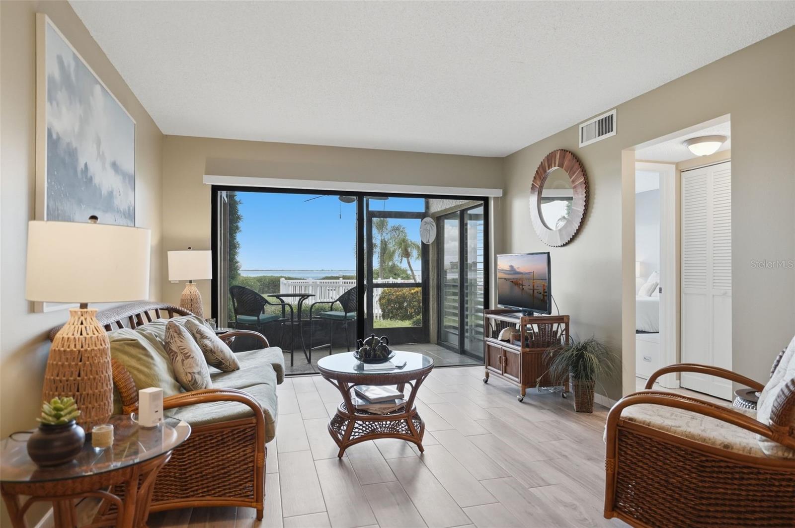 6104 PALMA DEL MAR BLVD S #112