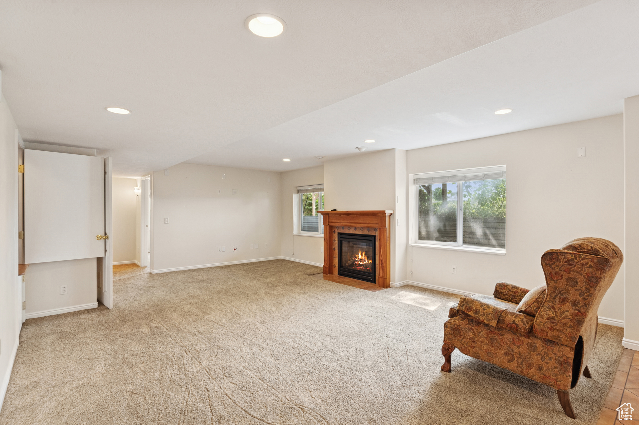 889 W ROCKHILL CV CV
